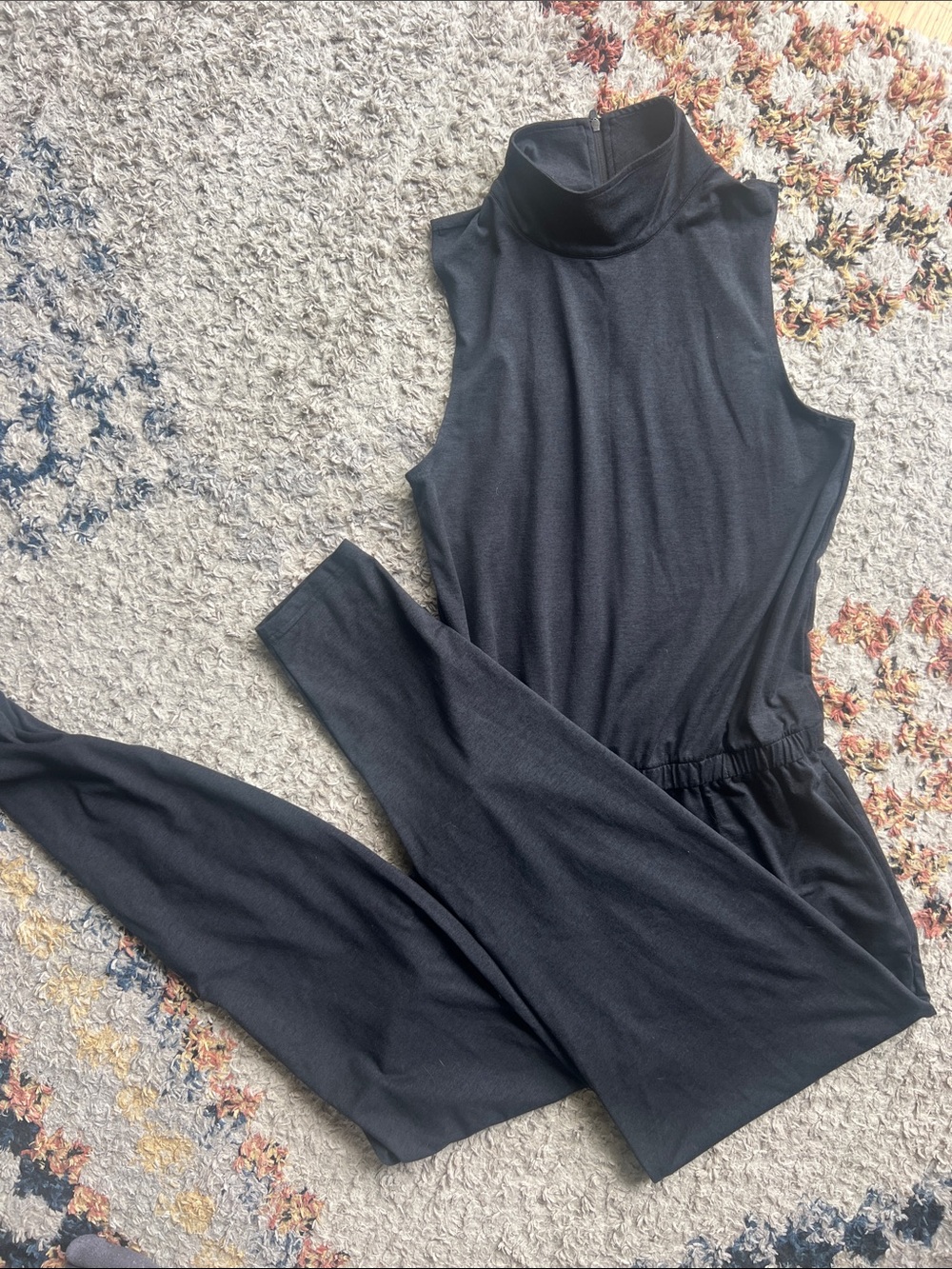 Oiselle Women’s Onesie - Picture 3 of 5